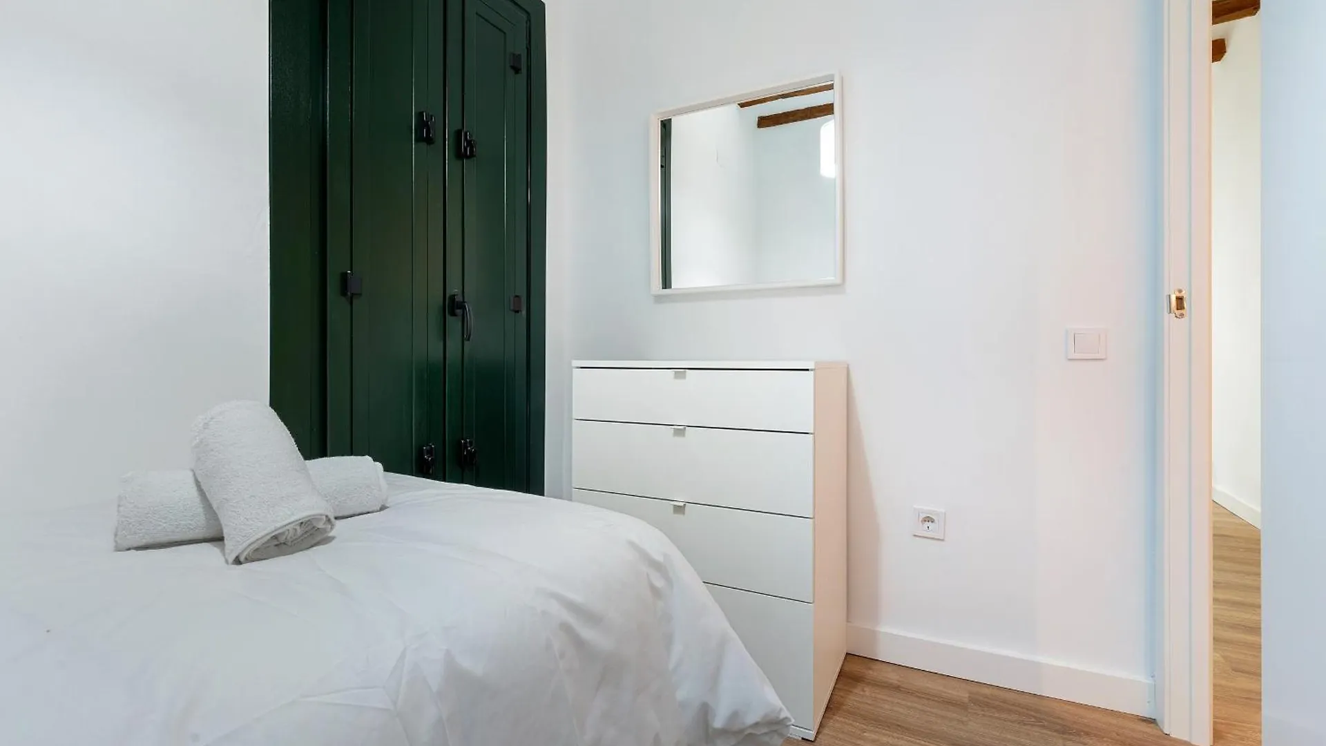 Hauzify I Domus Merceria Tarragona Spain