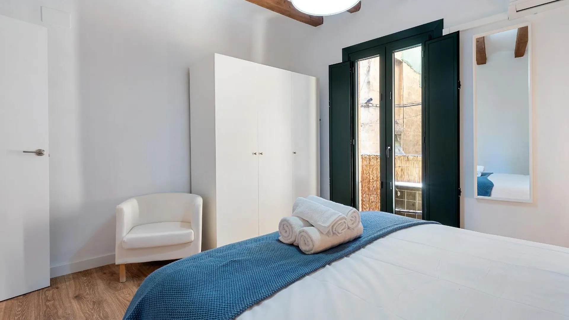 Hauzify I Domus Merceria Tarragona Apartment